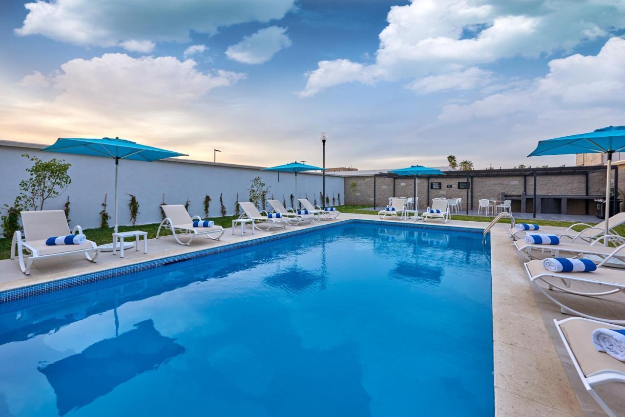 City Express By Marriott Caborca Heroica Caborca Екстер'єр фото