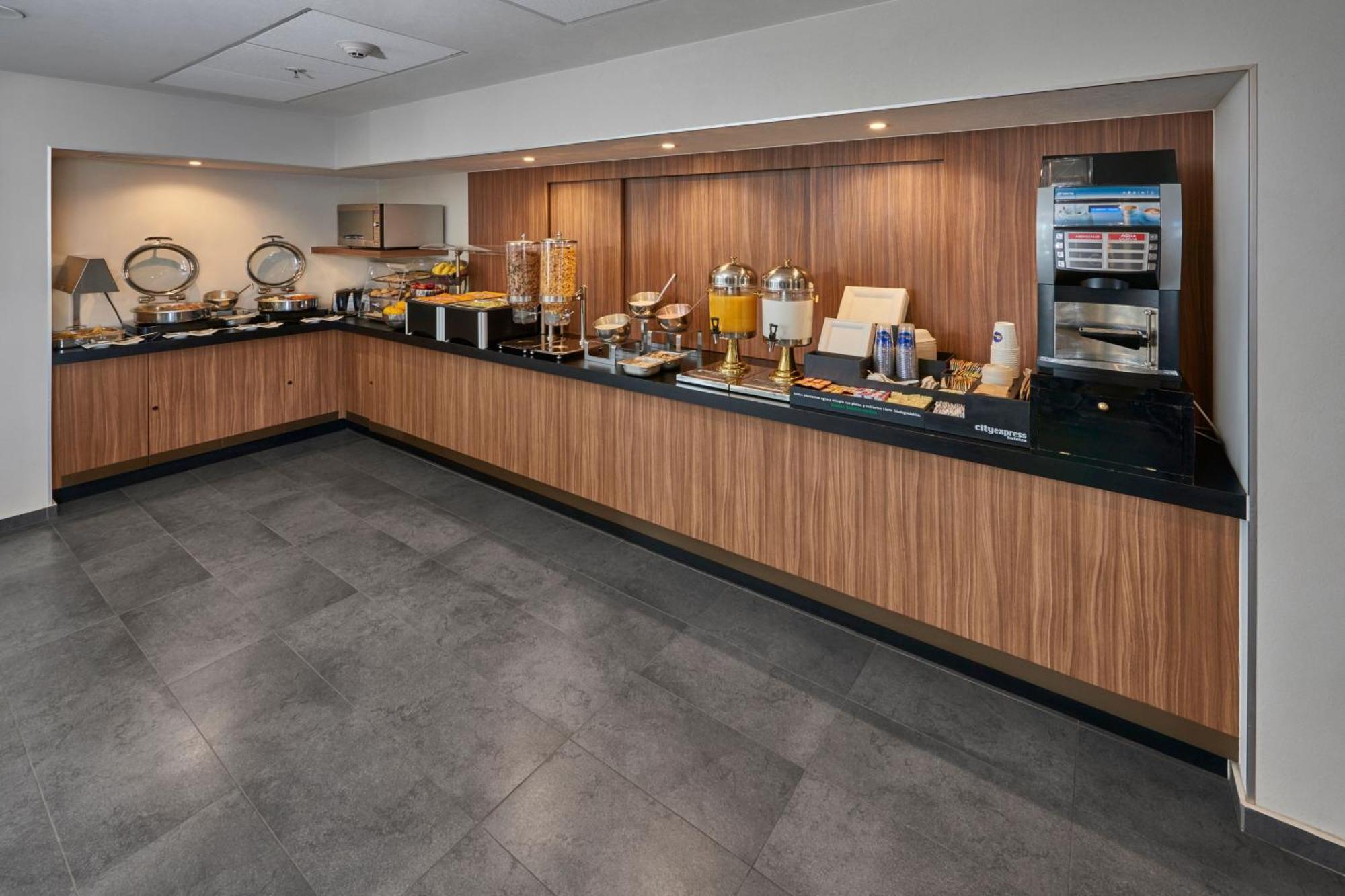 City Express By Marriott Caborca Heroica Caborca Екстер'єр фото