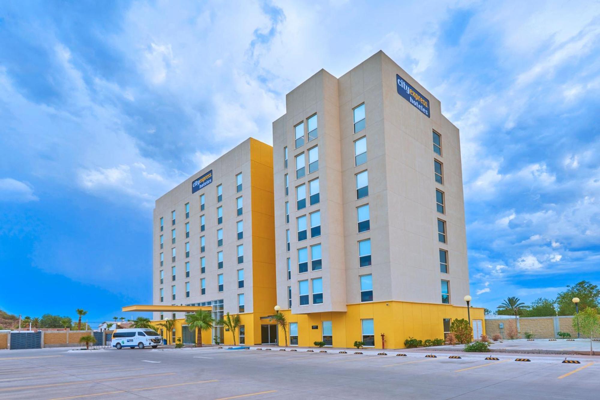 City Express By Marriott Caborca Heroica Caborca Екстер'єр фото