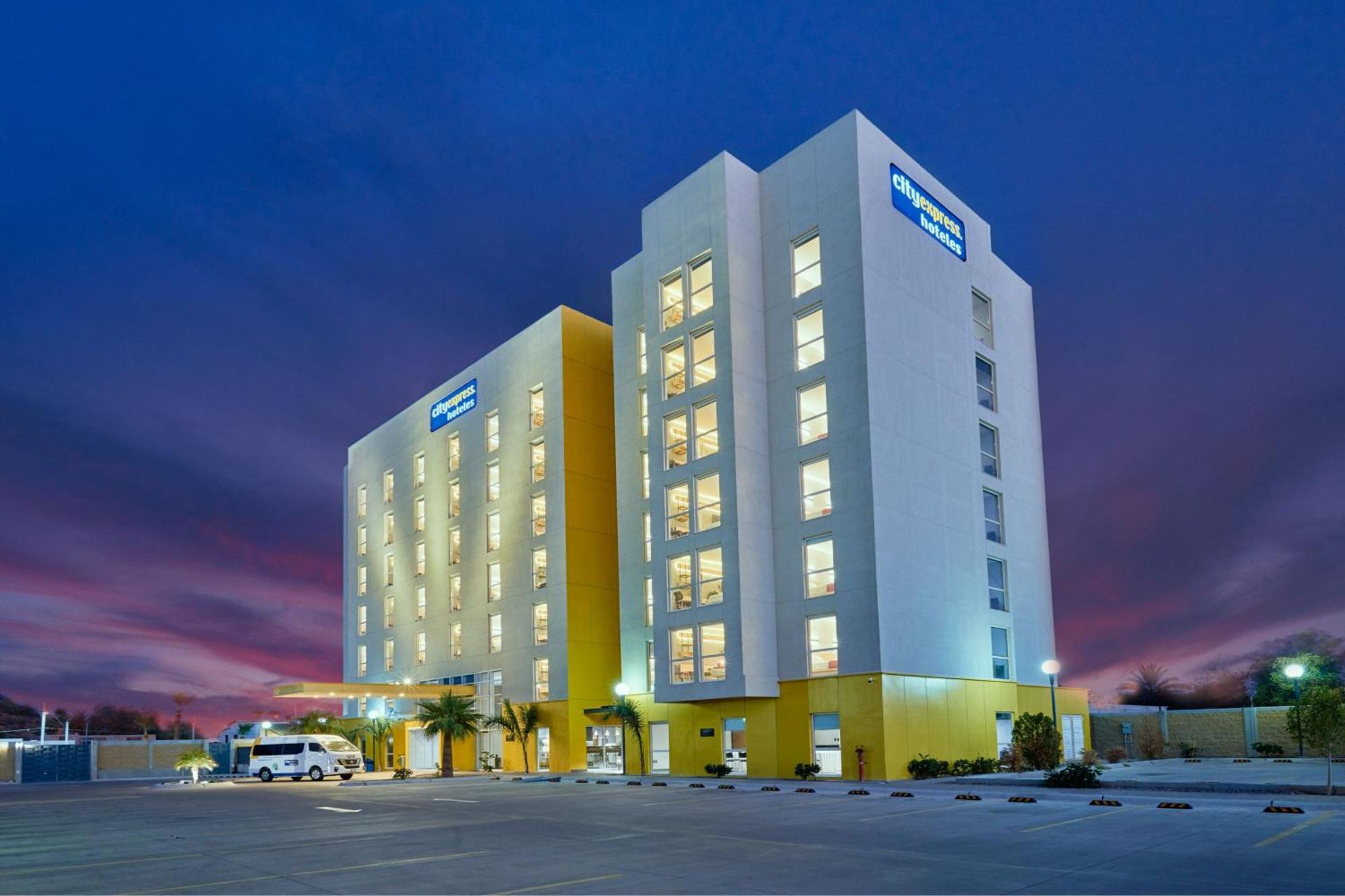 City Express By Marriott Caborca Heroica Caborca Екстер'єр фото