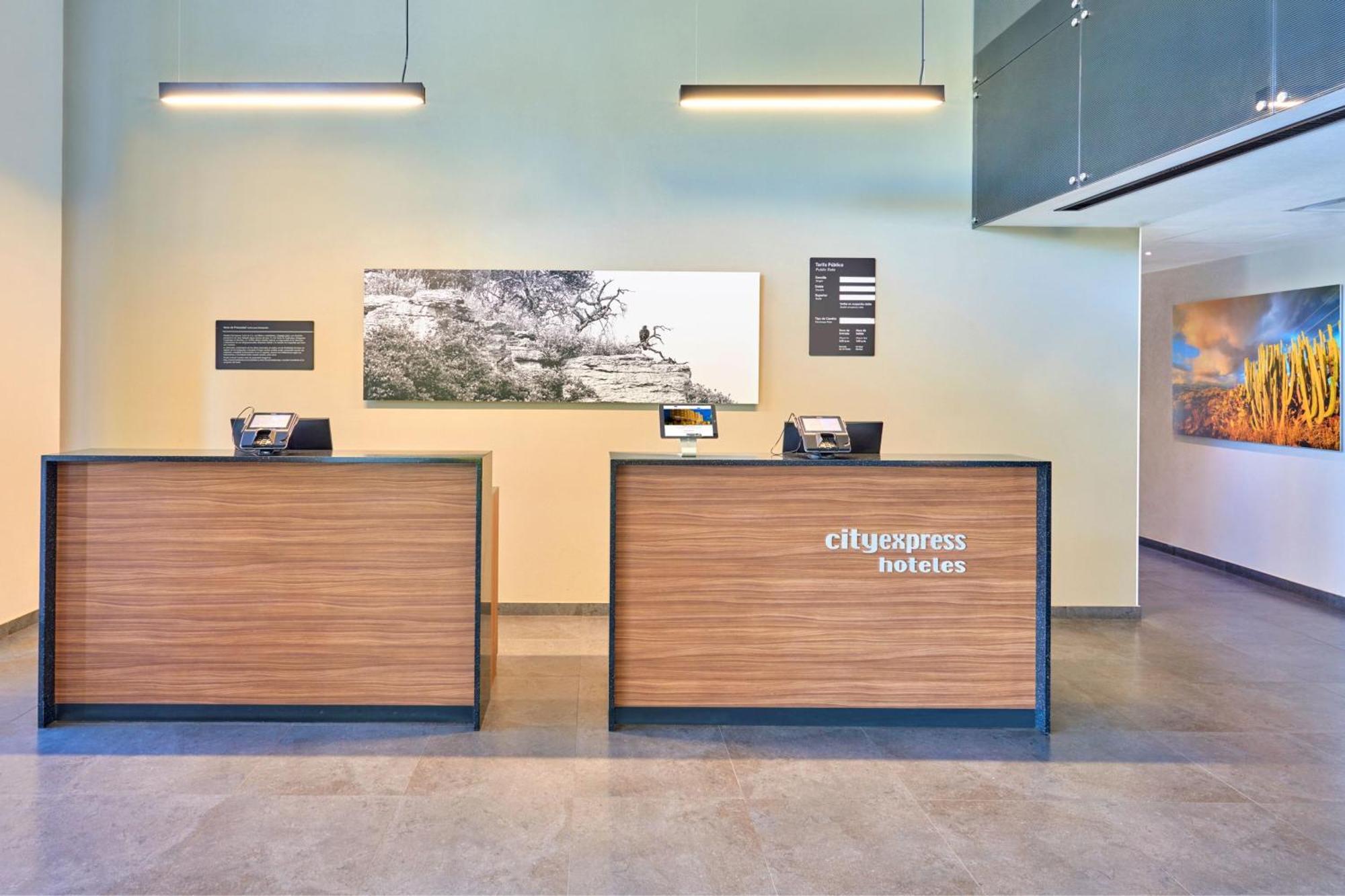 City Express By Marriott Caborca Heroica Caborca Екстер'єр фото